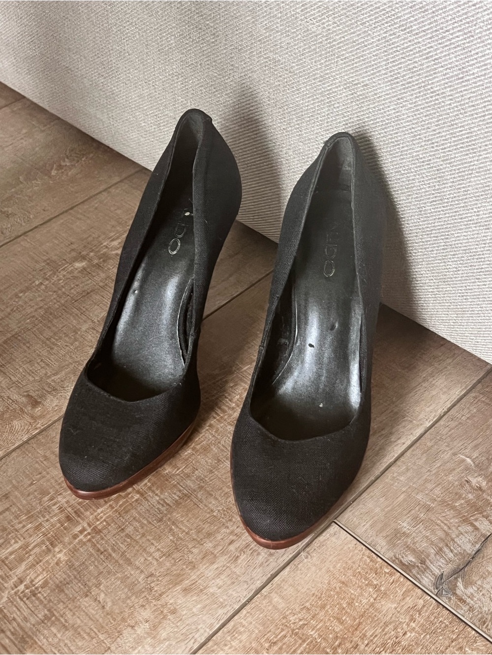 Aldo Black Round-Toe Stiletto Pumps